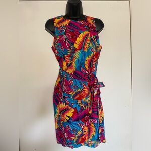 Gorgeous floral dress with wrap around - Vintage - Spring Summer Dress Size 9-10
